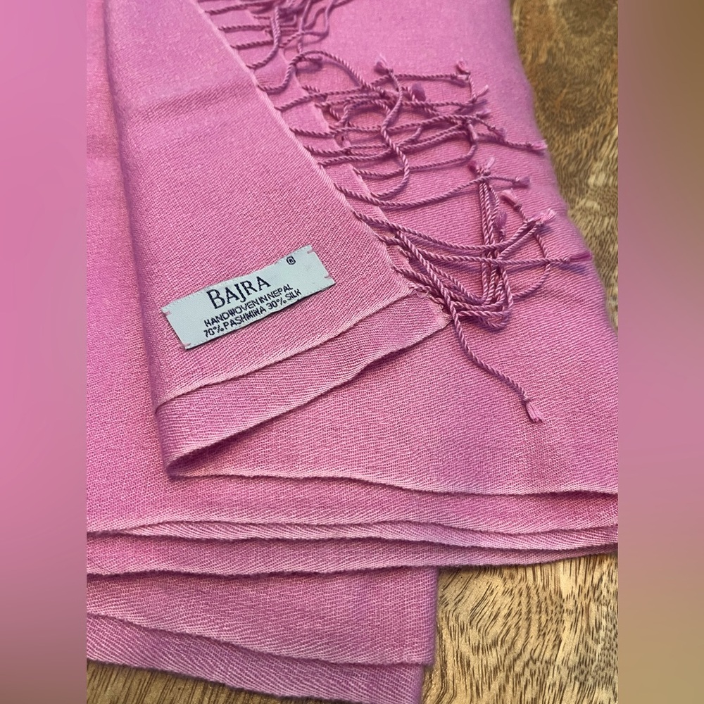 Bajra Pink Scarf, hand woven in Nepal, 70% pashmina ( cashmere) 30% silk
